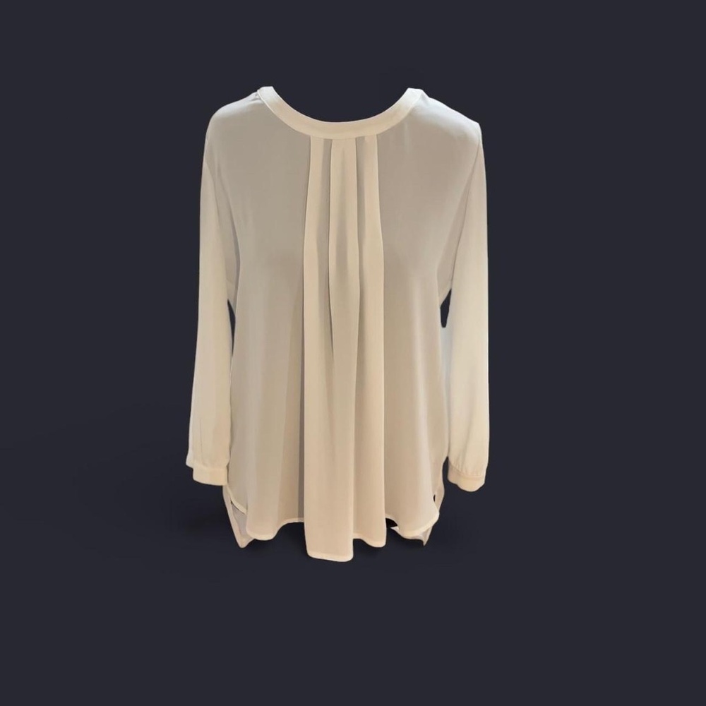 Pleione White Pleated High-Low Blouse with Back Buttons - Size Small
